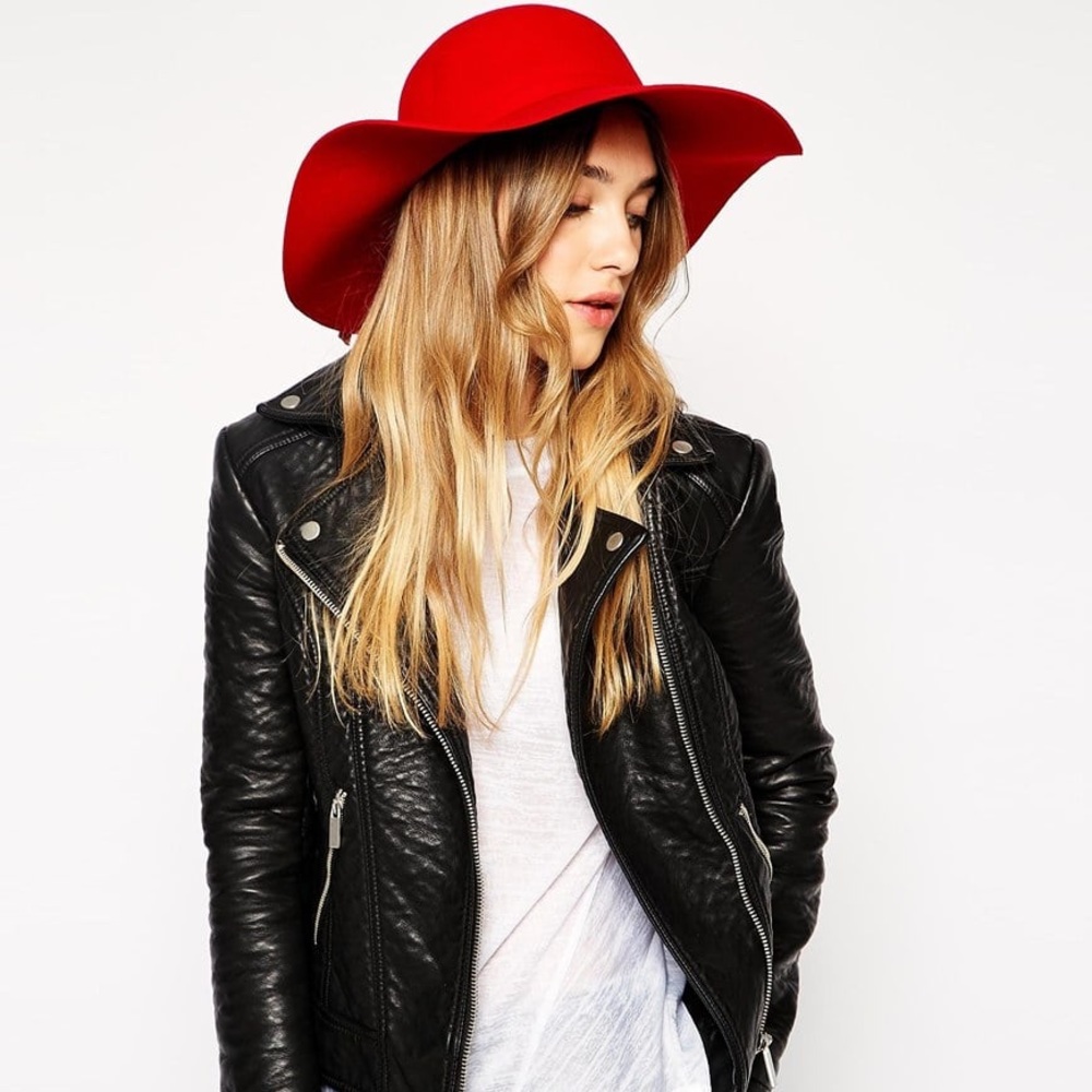 Classic Red  Hat